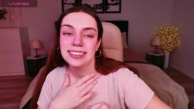 DaniellaLovely online show from December 2, 2025, 11:15 am