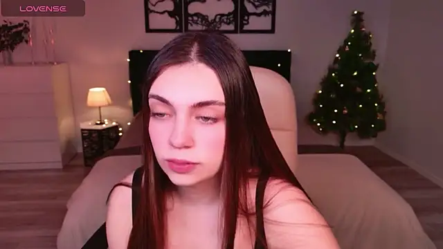 DaniellaLovely online show from December 21, 2025, 10:55 am