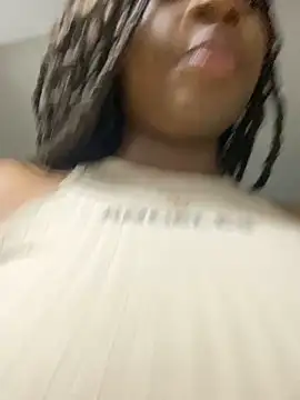 EscorpiLeoncita online show from March 27, 2026, 4:51 am