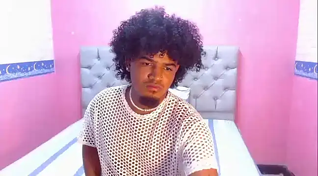 Snapshot of JaicobRuneer chatting on March 22, 2025, 11:53 pm JaicobRuneer online show from March 22, 2025, 11:53 pm