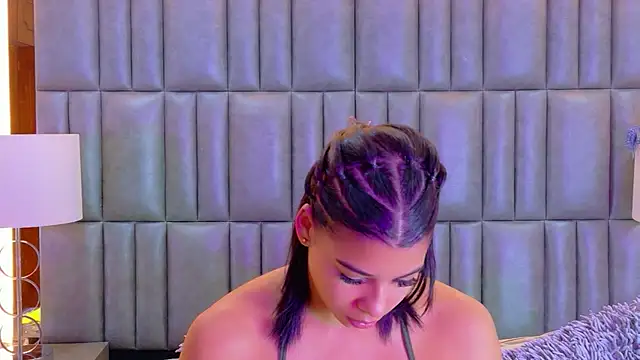 Snapshot of TiaraRosse chatting on April 29, 2026, 12:09 pm TiaraRosse online show from April 29, 2026, 12:09 pm
