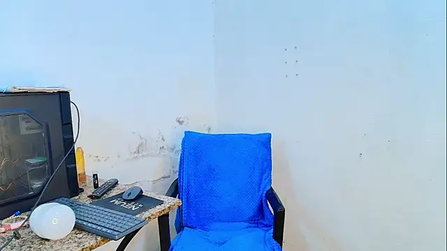 Oh Tique online show from April 10, 2026, 6:34 pm