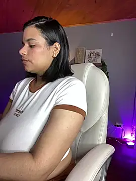 Snapshot of Isabella_boobd chatting on January 25, 2025, 7:07 pm Isabella boobd online show from January 25, 2025, 7:07 pm