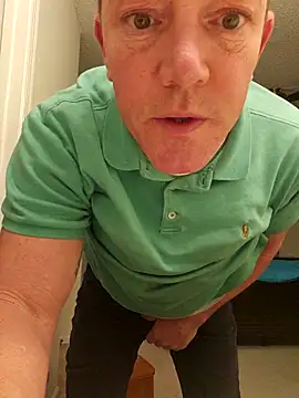 Bigtater1999 online show from November 21, 2025, 10:19 pm