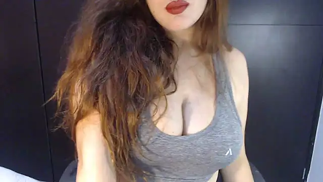 AdharaLujan online show from December 8, 2024, 10:47 pm