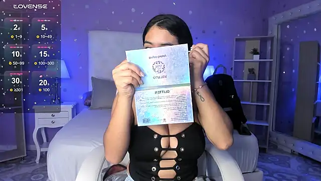 scarlette 15  online show from September 11, 2025, 3:17 am