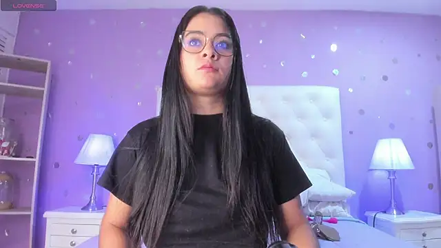 scarlette 15  online show from March 18, 2026, 3:20 am