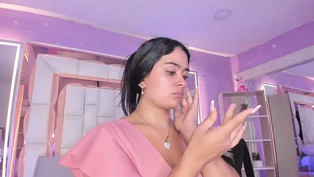 Snapshot of scarlette_15_ chatting on June 26, 2026, 3:11 am scarlette 15 online show from June 26, 2026, 3:11 am