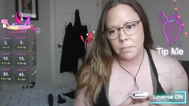 Snapshot of MissyLovexxx chatting on March 1, 2025, 7:59 pm MissyLovexxx online show from March 1, 2025, 7:59 pm