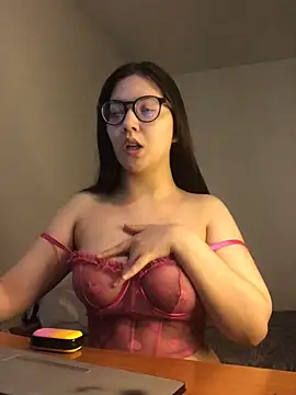 Snapshot of Prudie_Gabriella chatting on March 13, 2025, 1:29 pm Prudie Gabriella online show from March 13, 2025, 1:29 pm