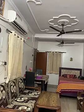 John desihunk online show from December 5, 2024, 10:44 am