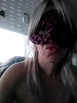 porcedda38 online show from December 27, 2024, 7:51 am