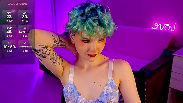 Snapshot of School_Love chatting on December 11, 2024, 4:20 pm School Love online show from December 11, 2024, 4:20 pm