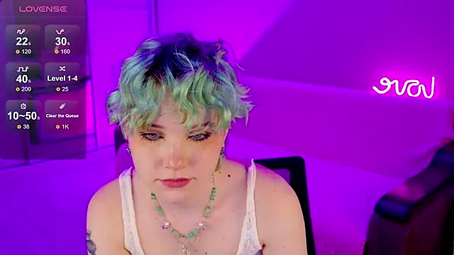 Snapshot of School_Love chatting on January 20, 2025, 4:12 pm School Love online show from January 20, 2025, 4:12 pm