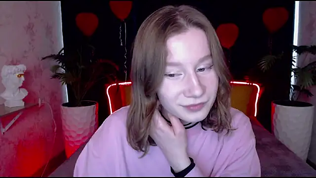 EnigmaSee online show from March 10, 2025, 4:49 am