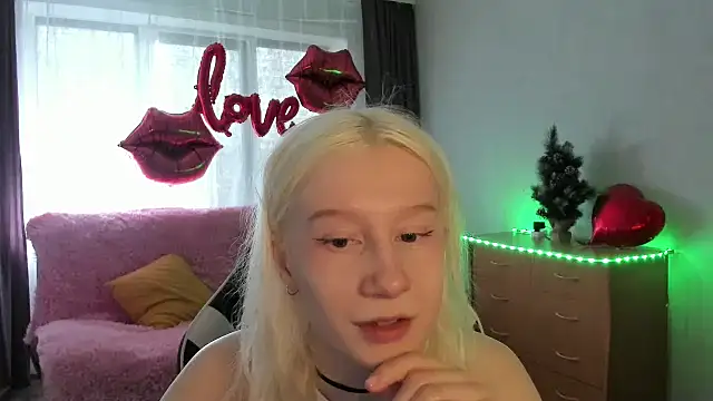 EnigmaSee online show from April 5, 2026, 9:17 am