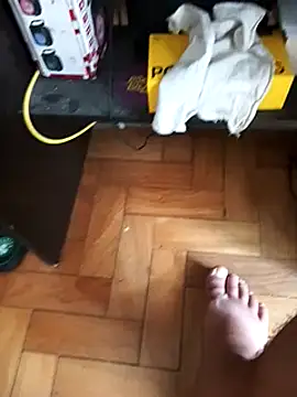 Snapshot of lobomisterioso13 chatting on January 22, 2025, 2:35 pm lobomisterioso13 online show from January 22, 2025, 2:35 pm