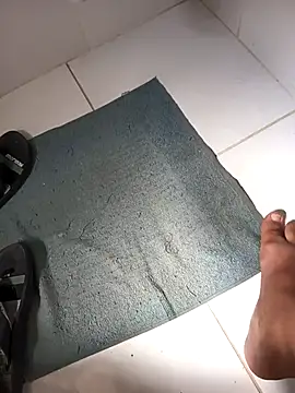 Snapshot of lobomisterioso13 chatting on November 18, 2025, 12:31 pm lobomisterioso13 online show from November 18, 2025, 12:31 pm