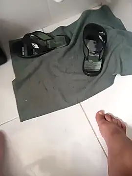 lobomisterioso13 online show from February 3, 2026, 7:52 pm