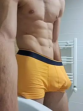 Snapshot of mertbey07 chatting on January 1, 2025, 1:48 pm mertbey07 online show from January 1, 2025, 1:48 pm