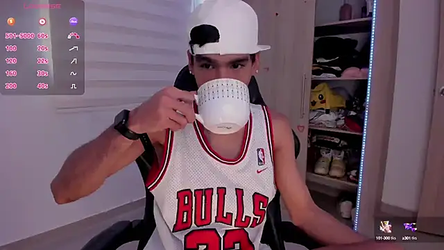 aldrinwhite online show from February 20, 2025, 3:08 pm