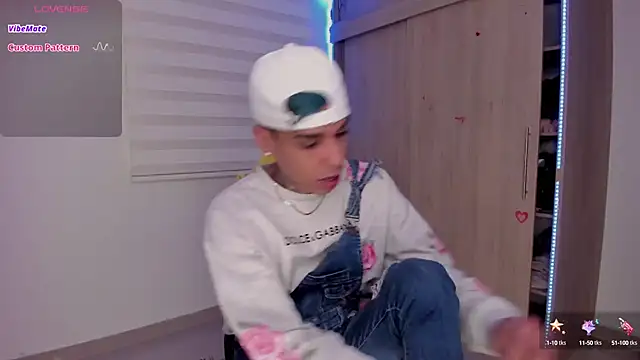 aldrinwhite online show from March 14, 2025, 10:39 am