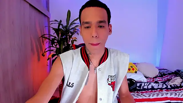 aldrinwhite online show from May 11, 2026, 5:54 pm