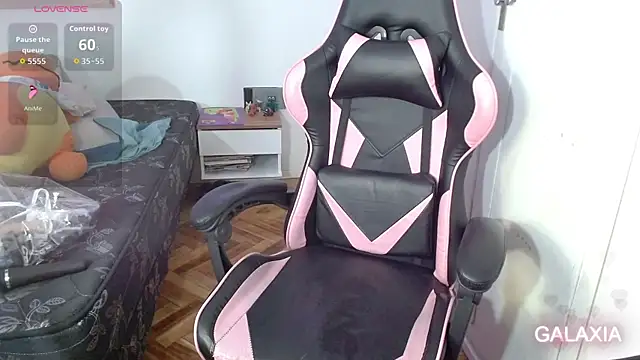 galaxiaa23 online show from November 22, 2025, 9:47 pm