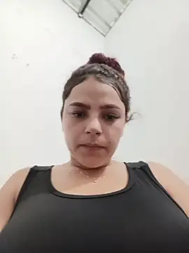 Mommy-Hot online show from May 13, 2026, 1:03 am
