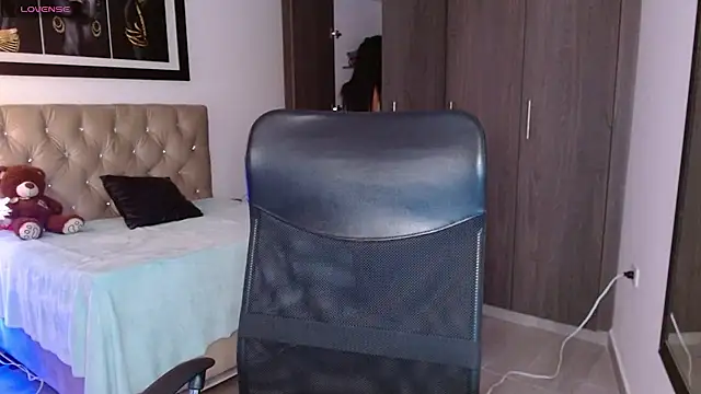 cloe fox online show from February 9, 2025, 10:21 pm