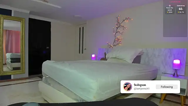 Snapshot of charolbruce_1 chatting on January 9, 2026, 1:25 pm charolbruce 1 online show from January 9, 2026, 1:25 pm