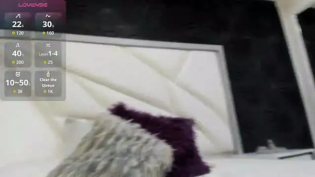 AbigailWilliams  online show from December 22, 2025, 11:18 am