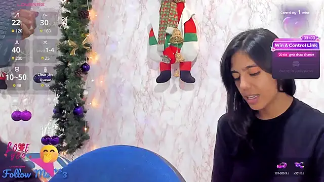 Snapshot of BarbieHotLaura chatting on December 15, 2024, 4:37 pm BarbieHotLaura online show from December 15, 2024, 4:37 pm