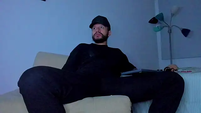 ToonyDee online show from March 22, 2025, 4:35 am