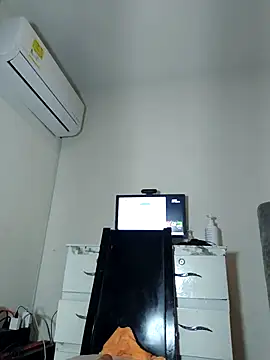 Gaby Vegaa online show from March 30, 2026, 7:42 am