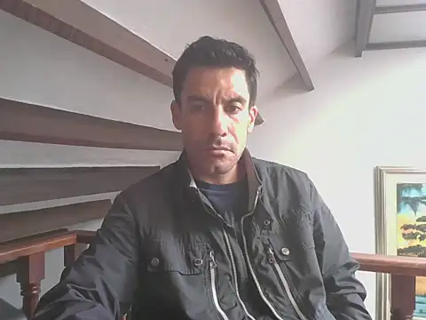 elkike1980 online show from April 30, 2026, 2:12 pm