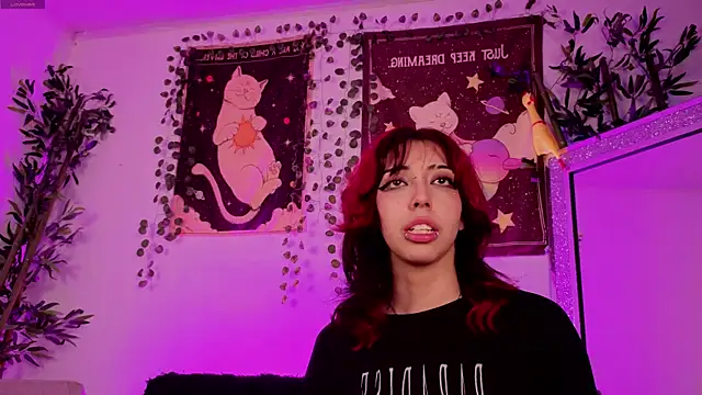 Nyx nayla online show from November 26, 2025, 6:14 am