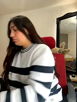 emmily d online show from October 2, 2025, 5:53 pm