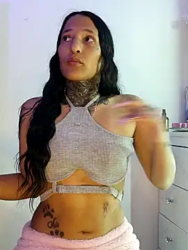 Snapshot of Nicole420squirt chatting on February 5, 2025, 5:20 pm Nicole420squirt online show from February 5, 2025, 5:20 pm