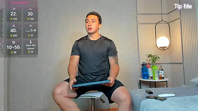 Ryan Hunt online show from January 13, 2025, 12:45 pm