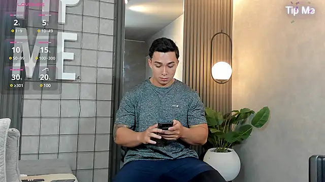 Ryan Hunt online show from January 21, 2025, 1:00 pm