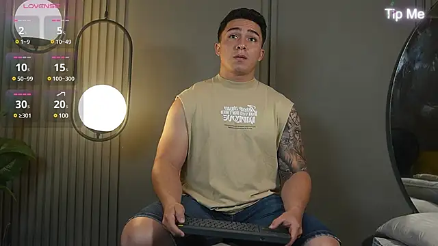 Ryan Hunt online show from February 2, 2025, 7:14 pm