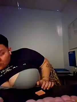 DevilDahm online show from January 2, 2025, 8:35 pm