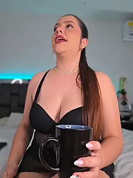 Sthef Castle online show from April 7, 2026, 12:27 pm