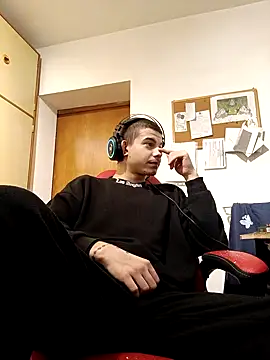 BigDickEnrg7195 online show from February 14, 2025, 11:53 pm