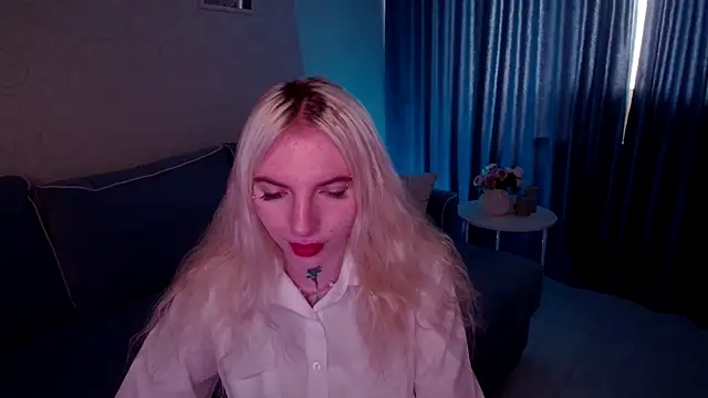 AnneTenet online show from September 18, 2025, 9:11 am