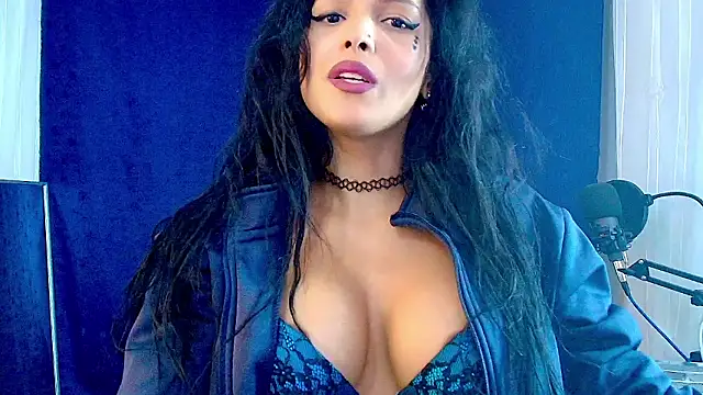 MOMMYJEVAA online show from March 8, 2026, 12:19 am