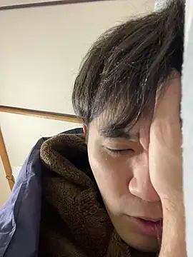 ryusei18570 online show from February 27, 2025, 4:21 pm