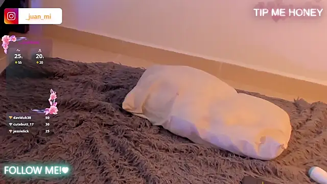 juanmiss online show from March 20, 2025, 6:42 pm