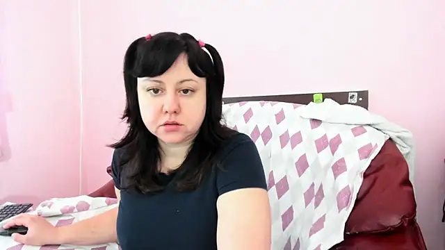 HotSweetAngel online show from December 20, 2025, 7:04 am